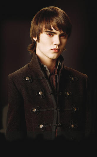 New-Moon-Alec-Promo-new-moon-movie-8258953-328-530 New-Moon-Alec-Promo-new-moon-movie-8258953-328-530