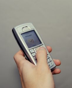 1090898_communication_2 1090898_communication_2