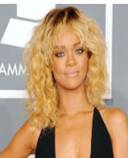 Rihanna, wavy hair